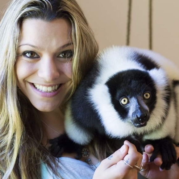 Meet your Posher, Alessandra - Picture 3 of 8